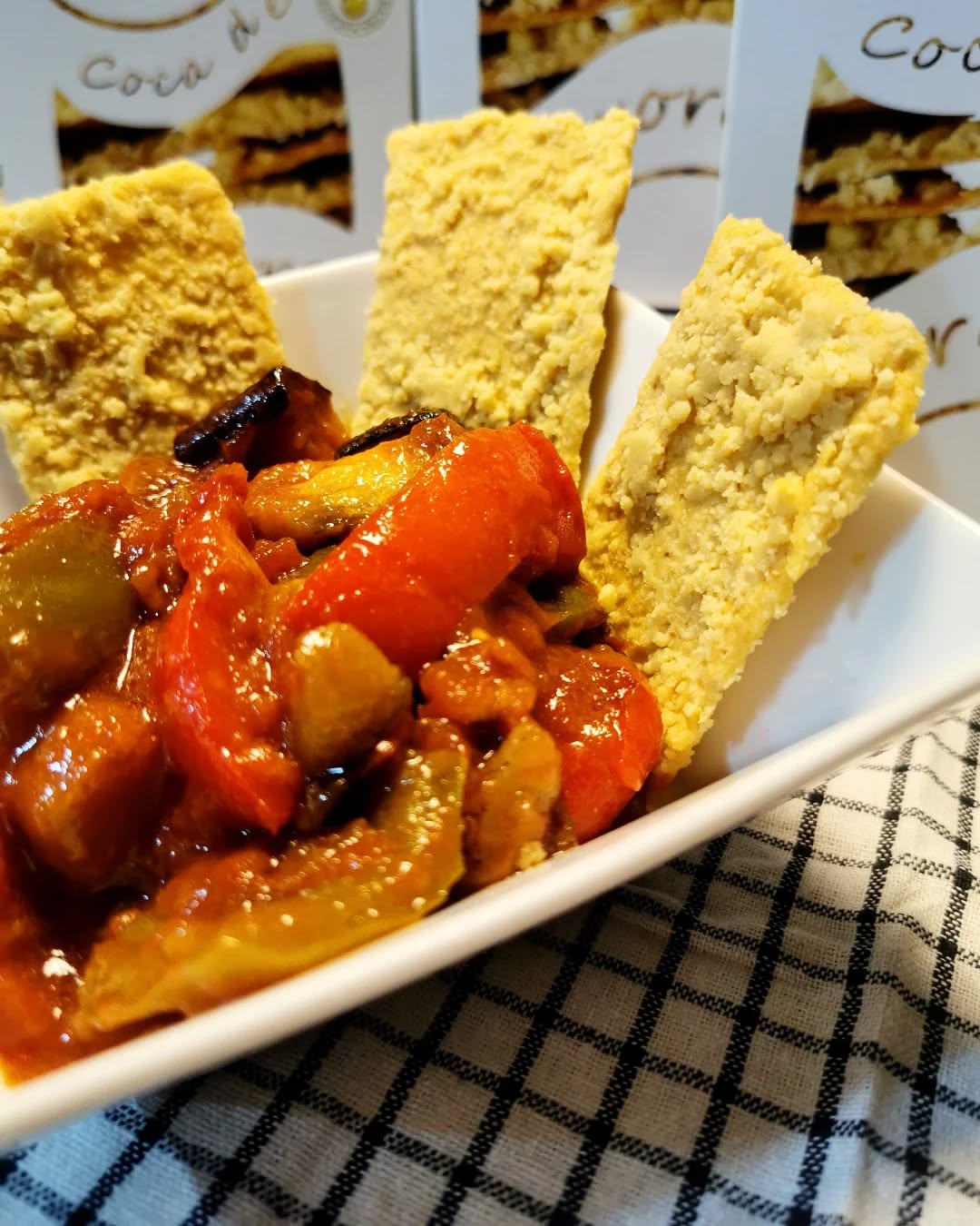 coca-de-aurora-combina-4-min